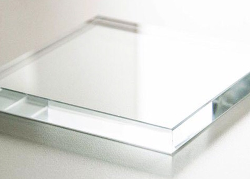 ULTRA CLEAR FLOAT GLASS