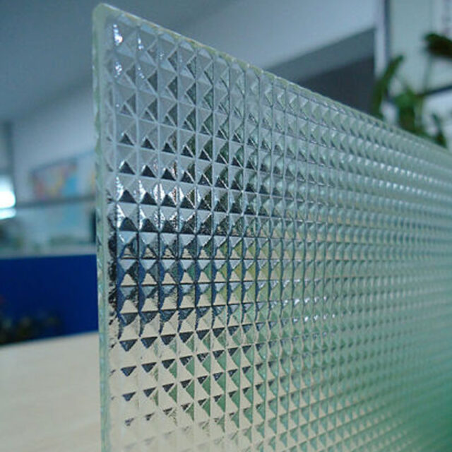 PATTERNED GLASS